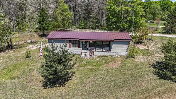 1124 W Eddy School, Bellaire, MI 49615