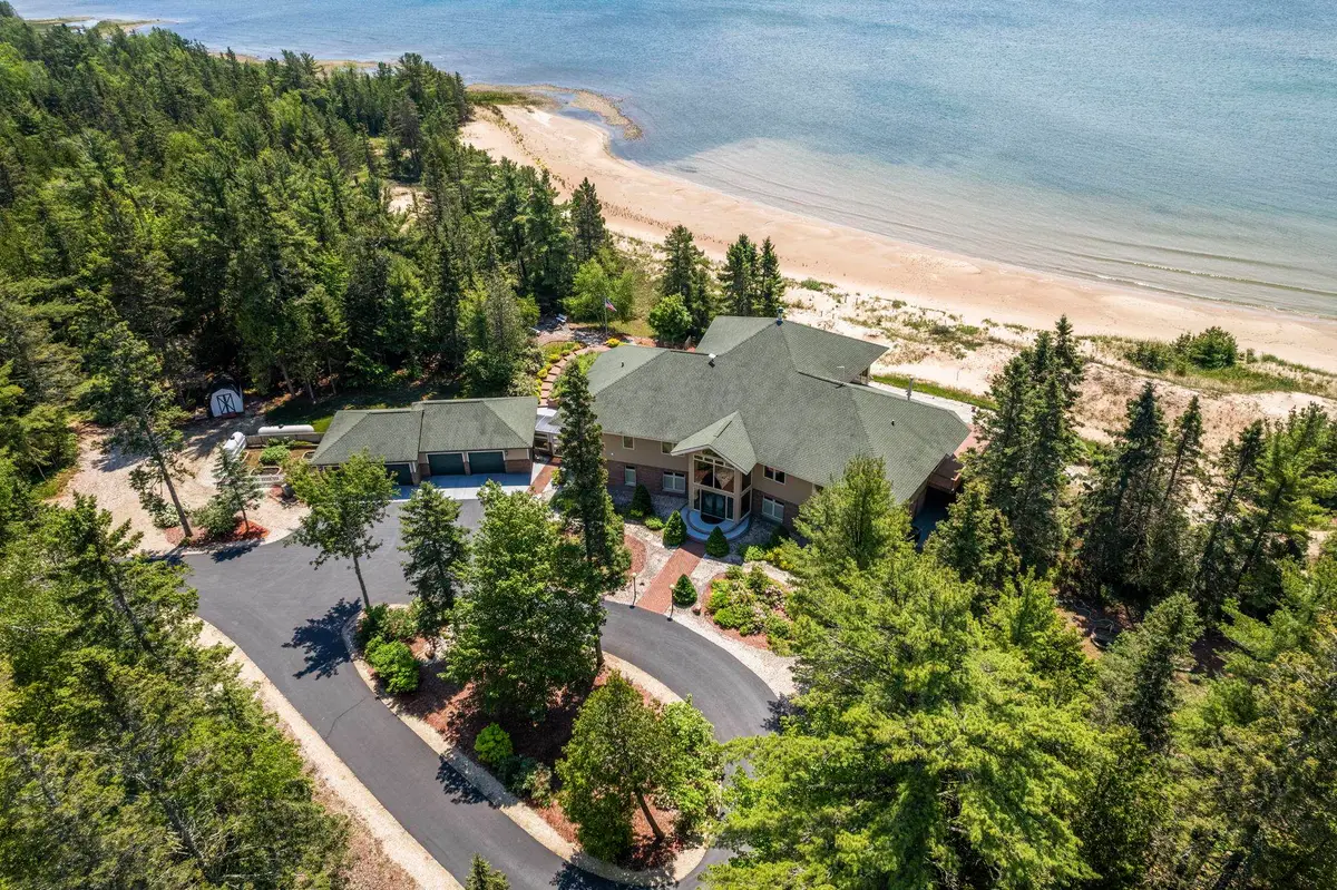 5343 Michibay, Manistique, MI 49854 - #1