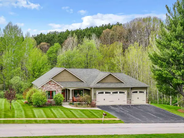 3251 Huellmantel, Traverse City, MI 49685