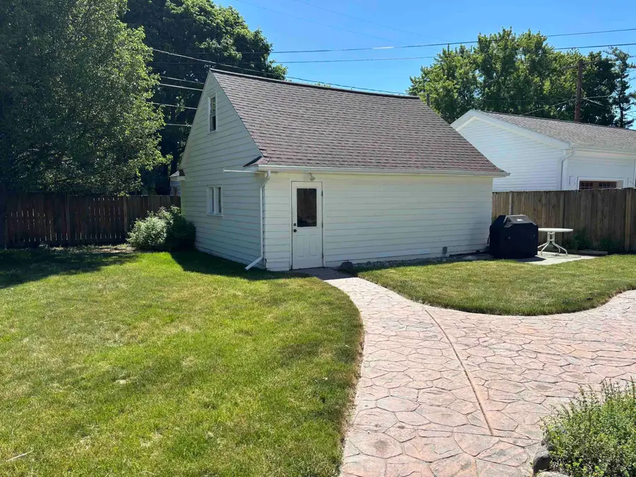 1019 S Fancher, Mount Pleasant, MI 48858 - #3