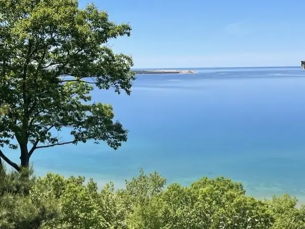 2C Pinnacle, Glen Arbor, MI 49636