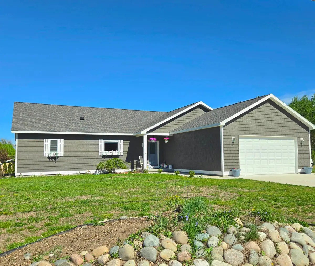 7580 W Cedar Lake, Oscoda, MI 48750 - #1