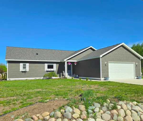7580 W Cedar Lake, Oscoda, MI 48750