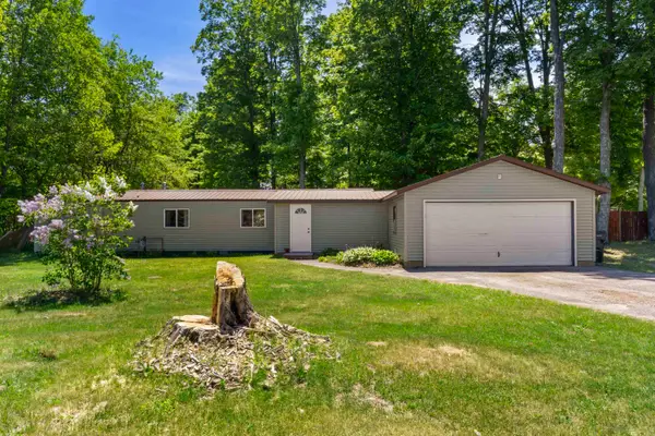 9077 Homestead, Benzonia, MI 49616