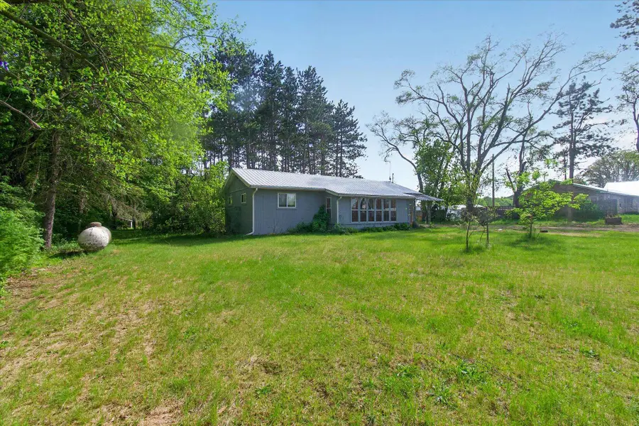 11148 E Howard City Edmore, Riverdale, MI 48877 - #2