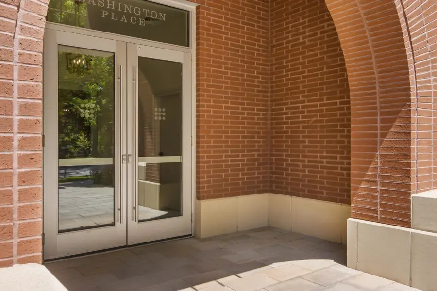 215 Washington #2F, Traverse City, MI 49684 - #2