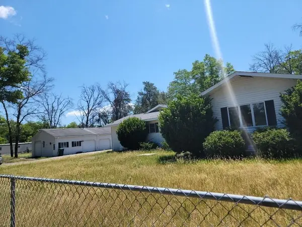 1694 Possum Track, Alger, MI 48610