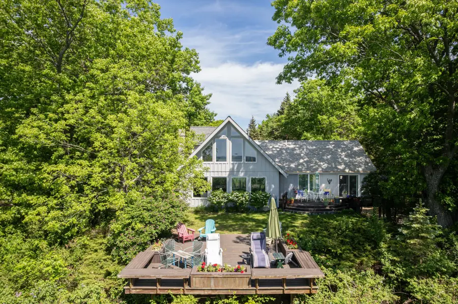 3961 W Cheney Woods, Maple City, MI 49664 - #2