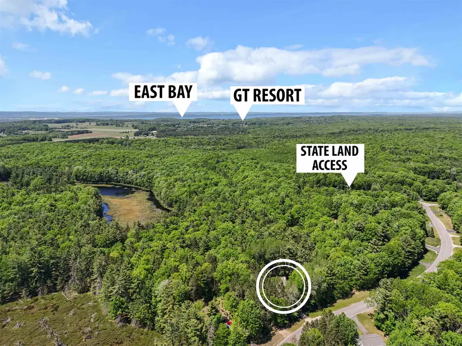 269 Thousand Oaks, Traverse City, MI 49696 - #2