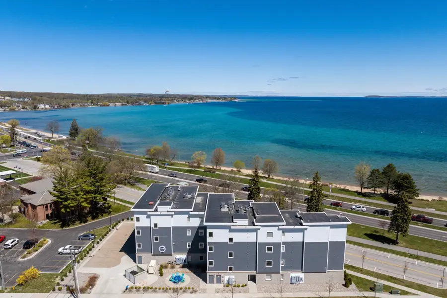 539 Bay #404, Traverse City, MI 49684 - #2
