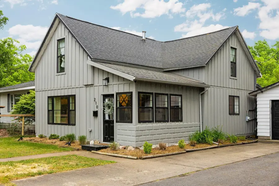210 E Fourteenth, Traverse City, MI 49684 - #2