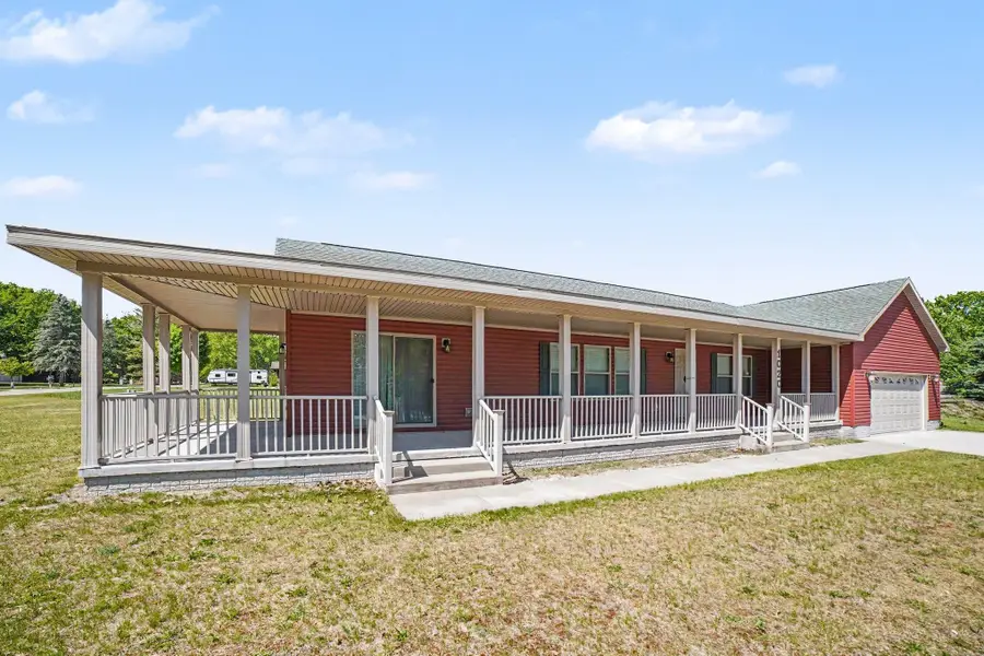 1020 Essex, Lake Isabella, MI 48893 - #2