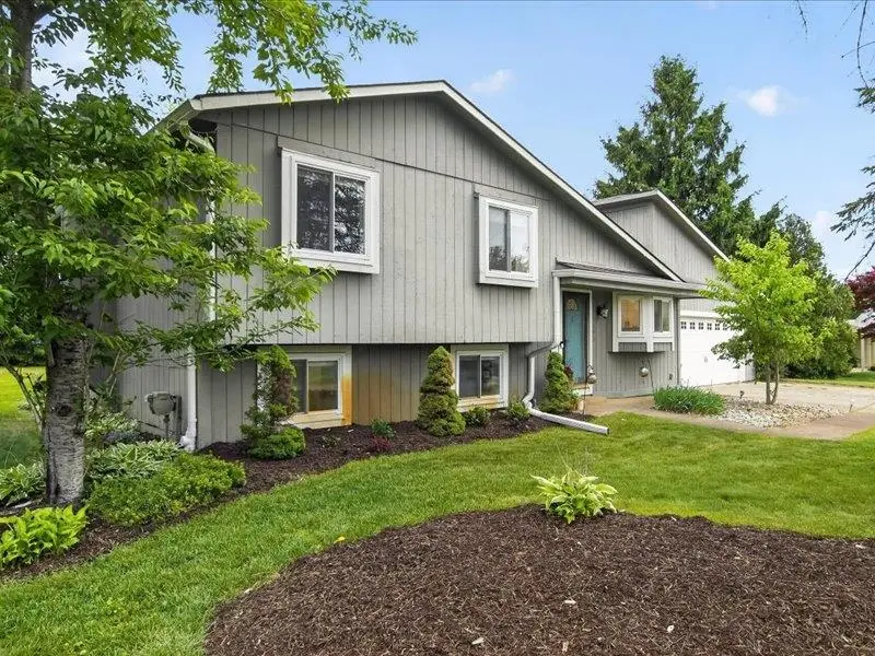 1505 Commerce Pines, Commerce, MI 48390 - #3