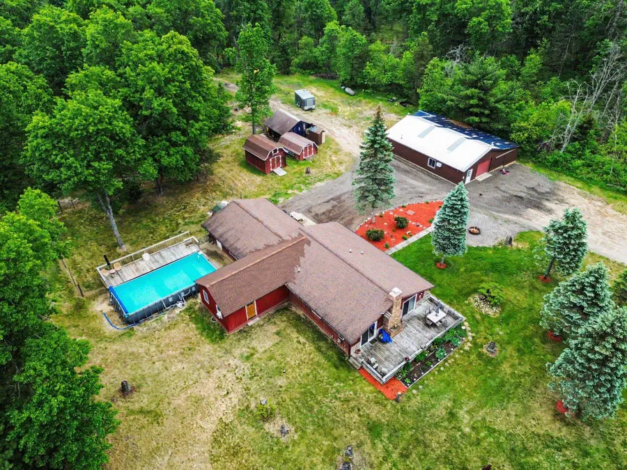 3304 Rabbit Track, West Branch, MI 48661 - #3
