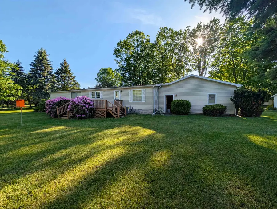 620 N Lincoln, Stanton, MI 48888 - #3