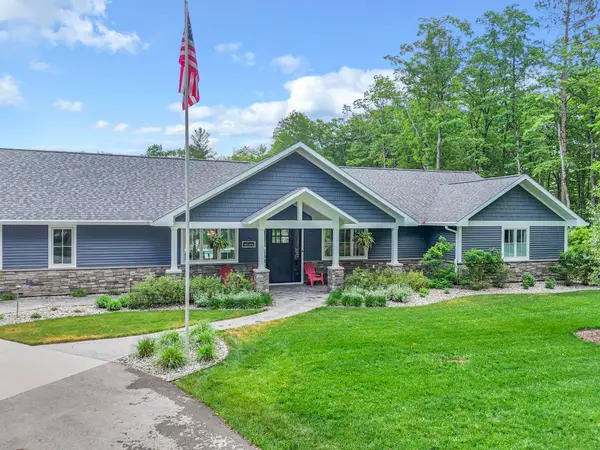 586 Starflower, Traverse City, MI 49696