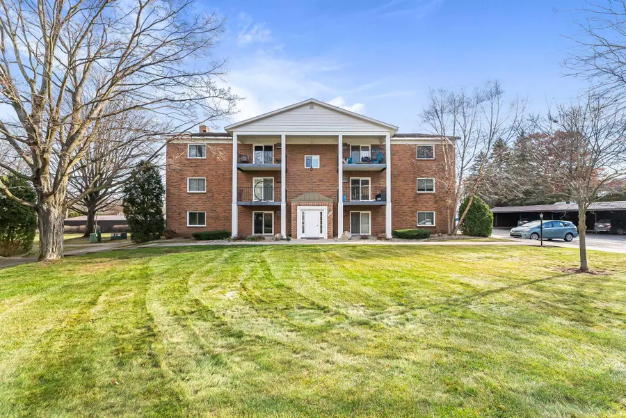 540 Georgetown #25, Traverse City, MI 49684 - #2