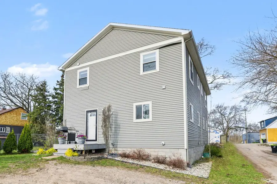 712 Barlow, Traverse City, MI 49686 - #2