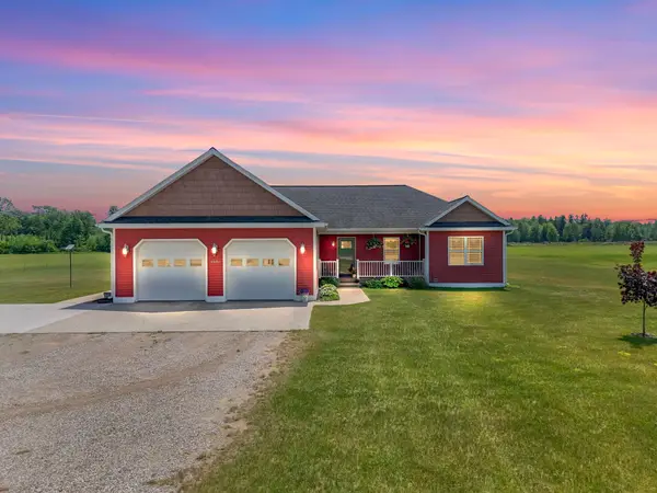 4690 E Houghton Lake, Lake City, MI 49651