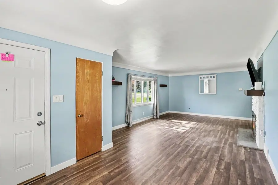 1109 Pacelli, Saginaw, MI 48638 - #2
