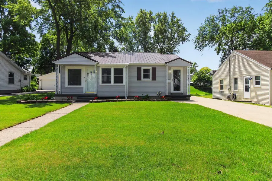 510 E Saginaw, Saint Louis, MI 48880 - #3