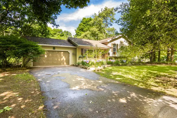 2494 Holland, Traverse City, MI 49685