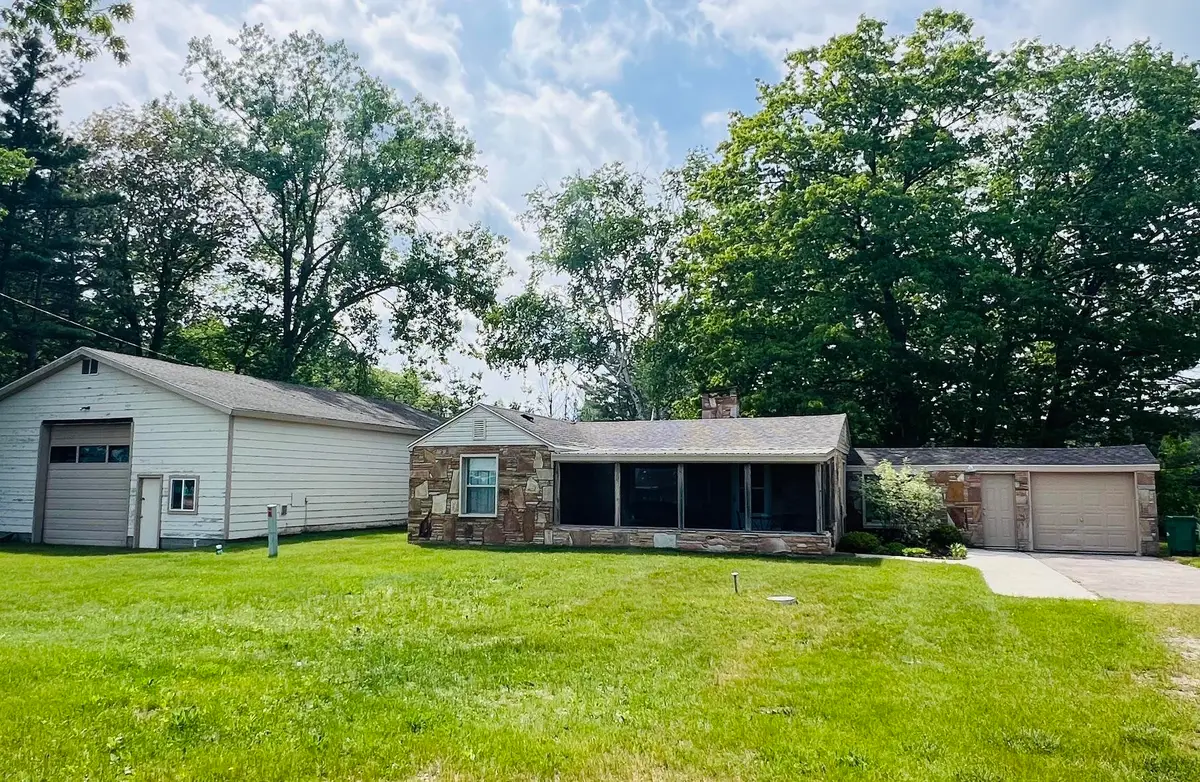 3325 N Us-23 N, Au Sable, MI 48750 - #1