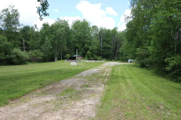 11571 E Deerfield, Shepherd, MI 48883