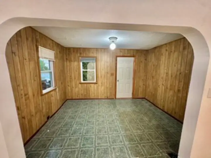 221 W Center, Alma, MI 48801 - #2