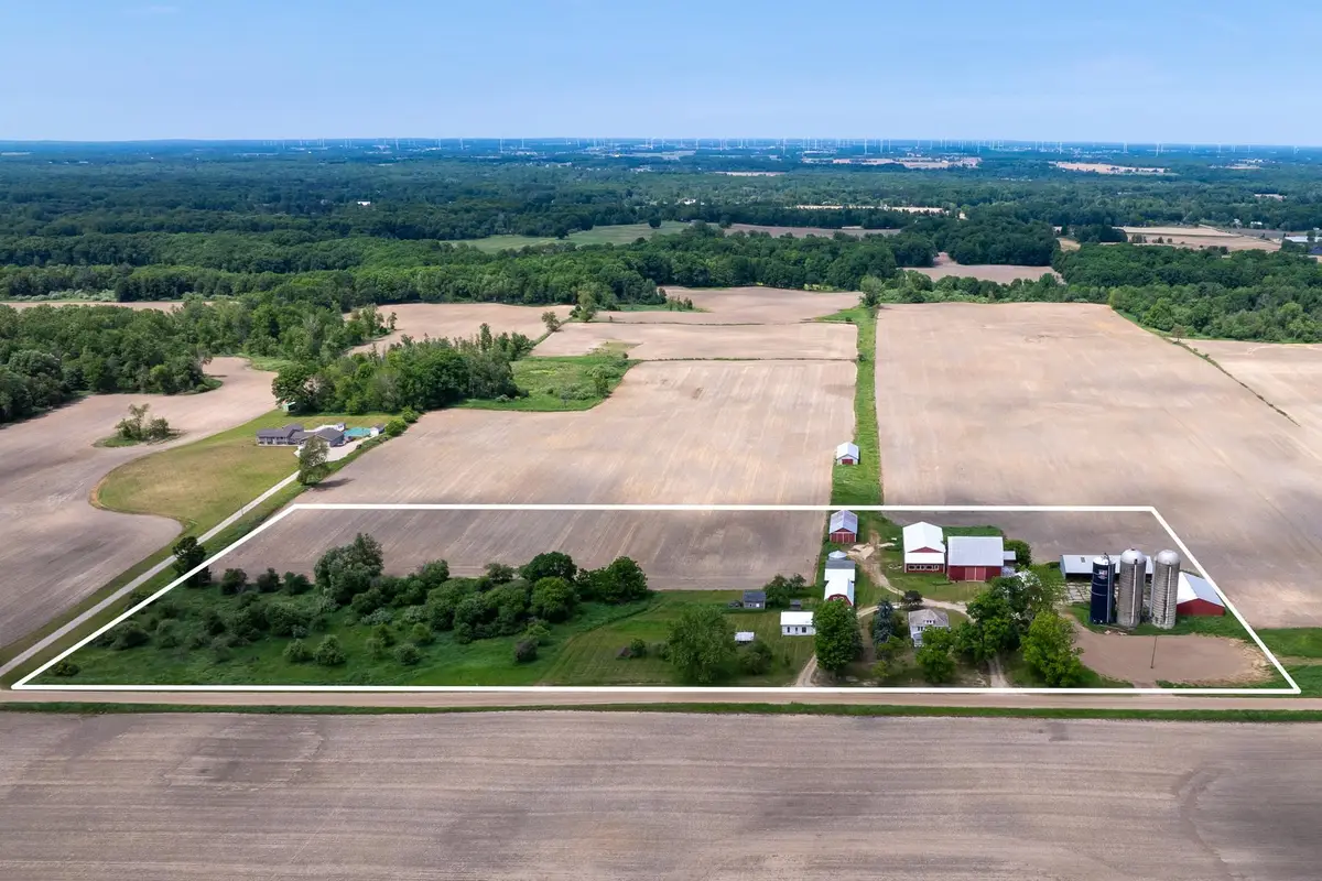402 W Chapman, Mount Pleasant, MI 48858 - #1