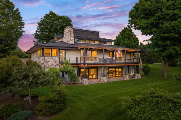 3333 Kirkridge, Williamsburg, MI 49690