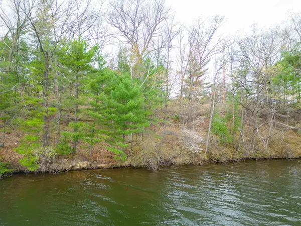 1557 Edgewater, Traverse City, MI 49684