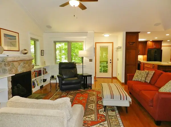 12055 S Woodwinds #23, Traverse City, MI 49684
