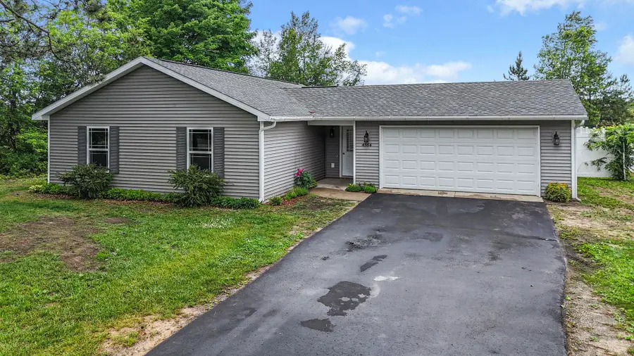 4564 Blair Townhall, Traverse City, MI 49685 - #2
