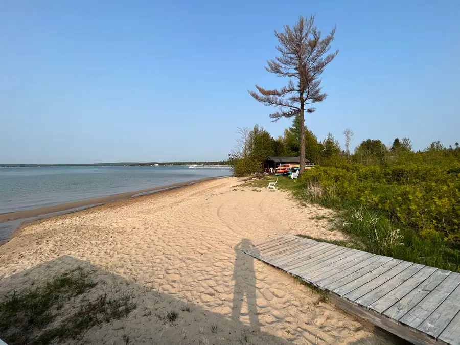 00 Robins, Charlevoix, MI 49720 - #2