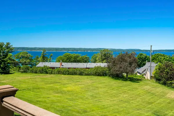 240 Peninsula Hills, Traverse City, MI 49686
