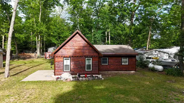 5341/5353 Glendale, Harrison, MI 48625