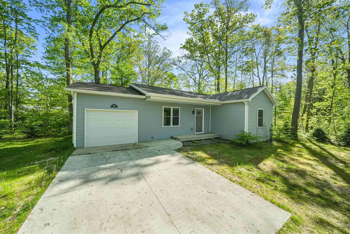8788 Cedar Ridge, Fife Lake, MI 49633 - #1