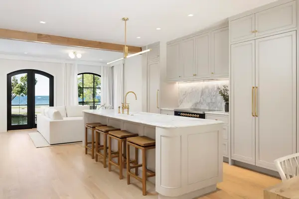 100 Park #C, Traverse City, MI 49684
