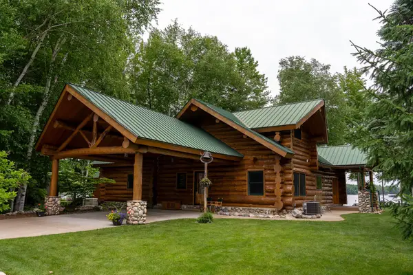 2095 Middle Haven, Gladwin, MI 48624