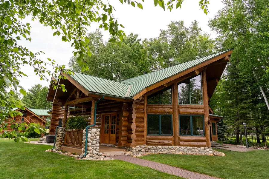 2095 Middle Haven, Gladwin, MI 48624 - #2