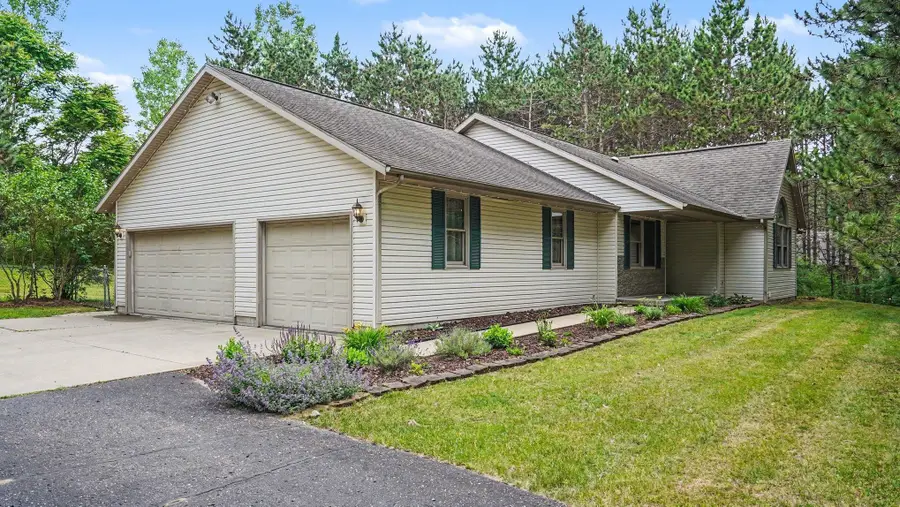 2107 W Kelly, Mount Pleasant, MI 48858 - #2