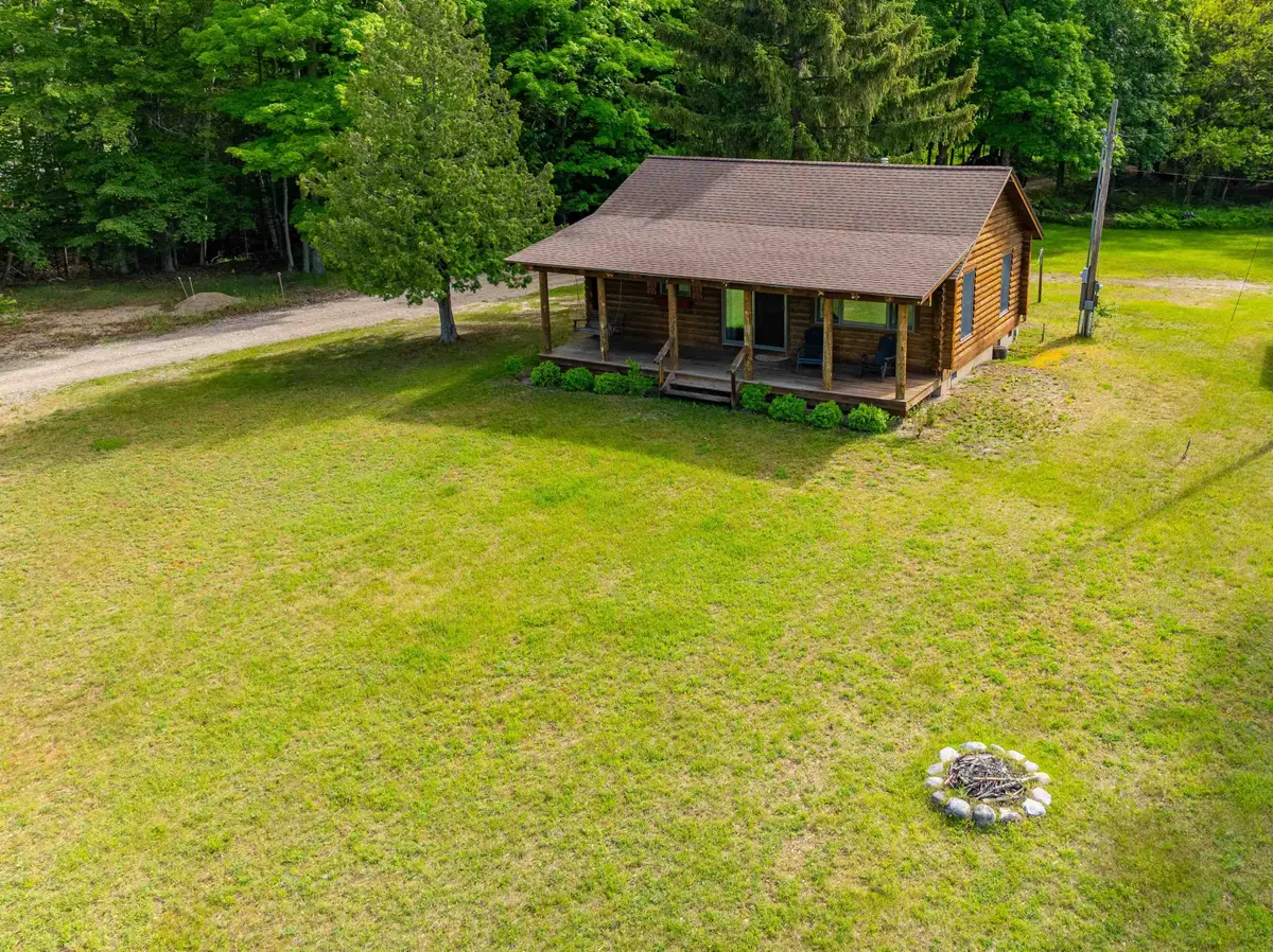 10844 Torchlight #4, Central Lake, MI 49622 - #1