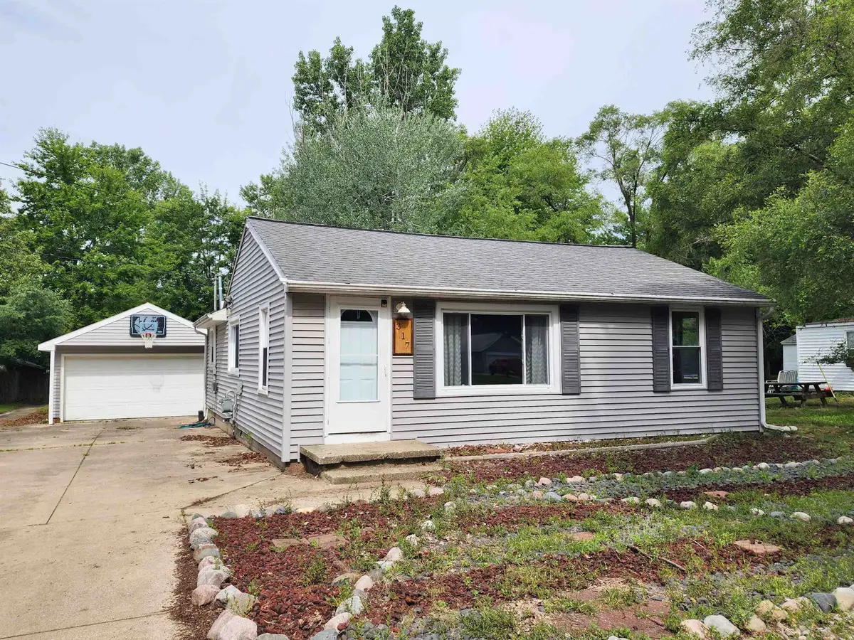 317 Longview, Midland, MI 48642 - #1