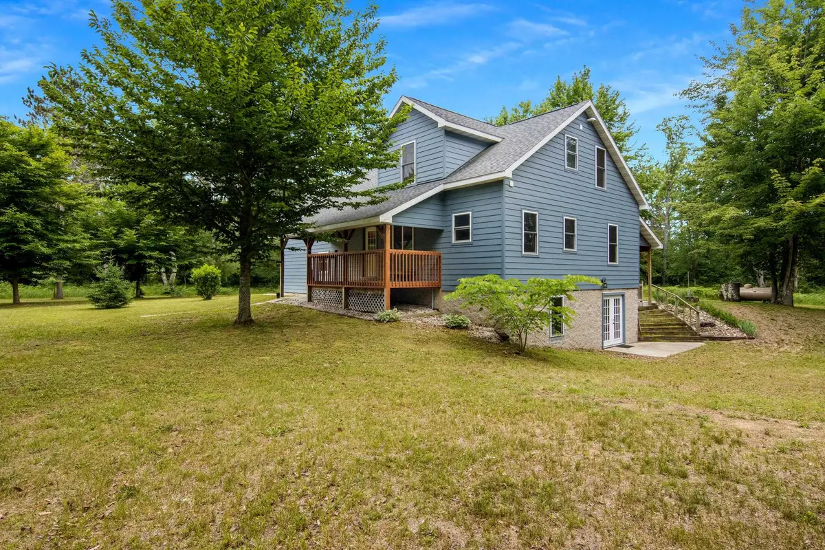 16514 Vondra, Thompsonville, MI 49683 - #1