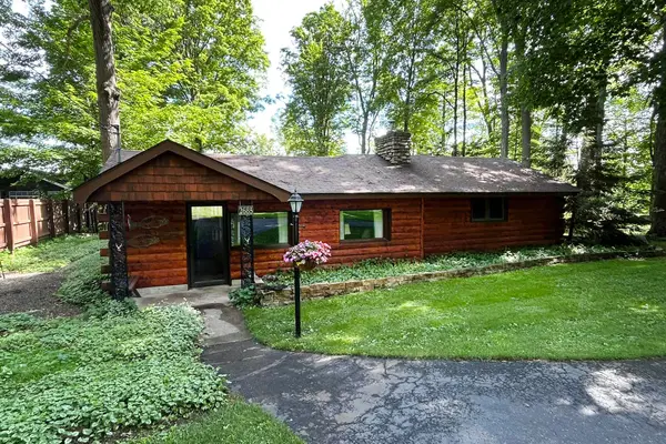 2685 Tonawanda #Lot: 10-12, Grawn, MI 49637