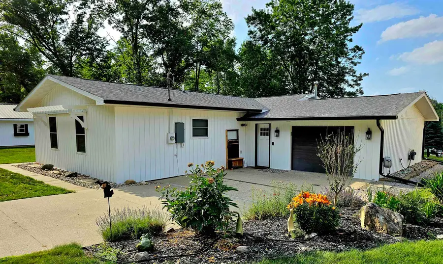 6760 W Shore, Weidman, MI 48893 - #2
