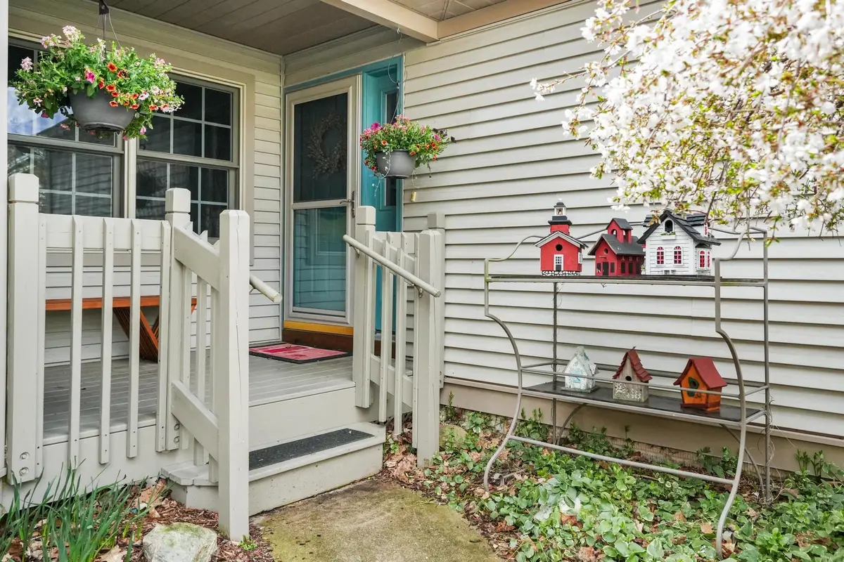 2866 E Crown, Traverse City, MI 49685 - #1