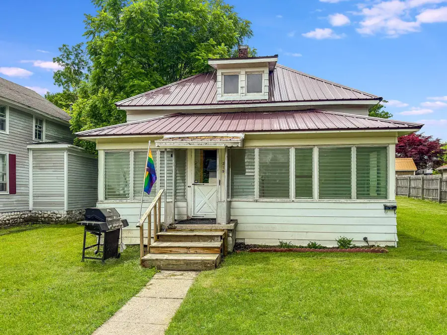 319 W Saginaw, Saint Louis, MI 48880 - #3