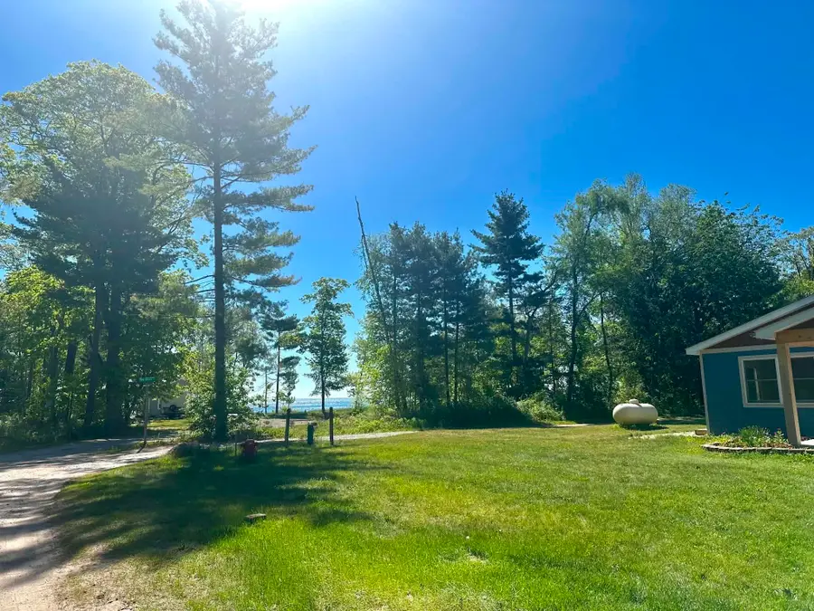 1009 Keystone, Tawas City, MI 48763 - #2